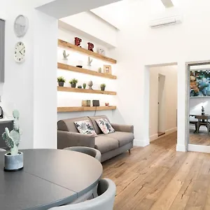 Luxury - San Pancrazio, Apartment