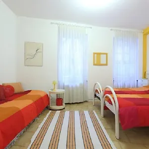 Basuetta Alle Cinque Terre Con Ac , Monterosso al Mare Italy